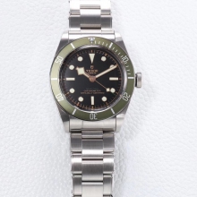 Heritage Black Bay Shield Green SS/SS Black ZF A2824